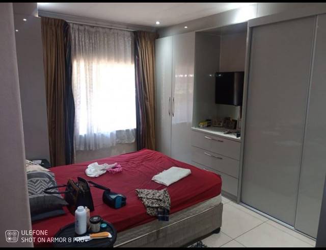 4 BEDROOM HOUSE FOR SALE IN EDENVALE EXT